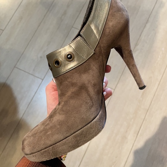 Stuart Weitzman suede bootie - Picture 11 of 12
